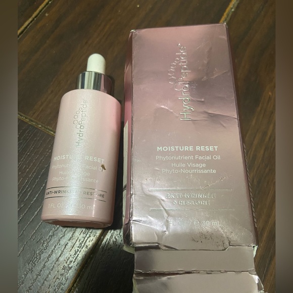 HydroPeptide Moisture Reset Phytonutrient Facial Oil - 1oz - Picture 2 of 7